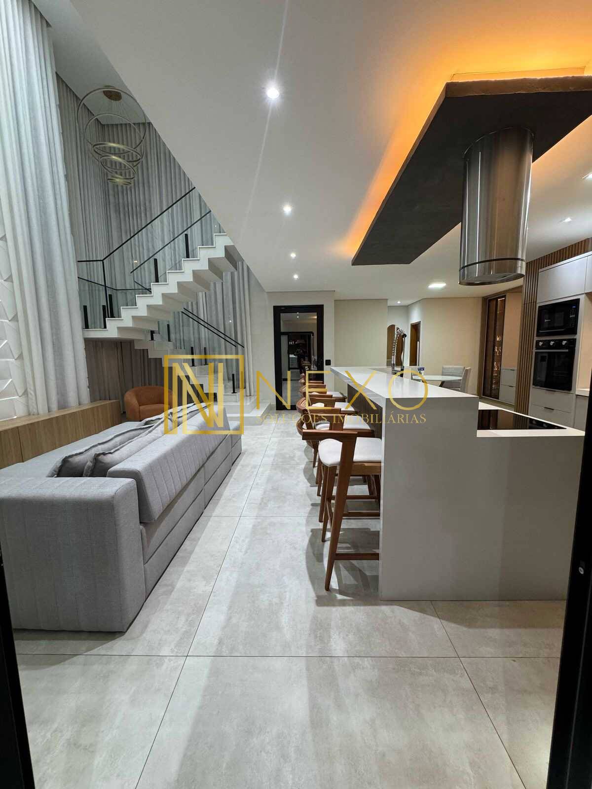 Casa, 3 quartos, 270 m² - Foto 2