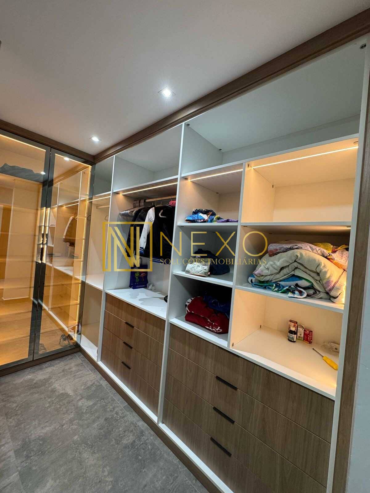 Casa, 3 quartos, 270 m² - Foto 14