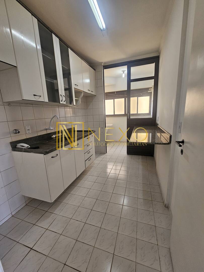 Apartamento à venda com 3 quartos, 79m² - Foto 18