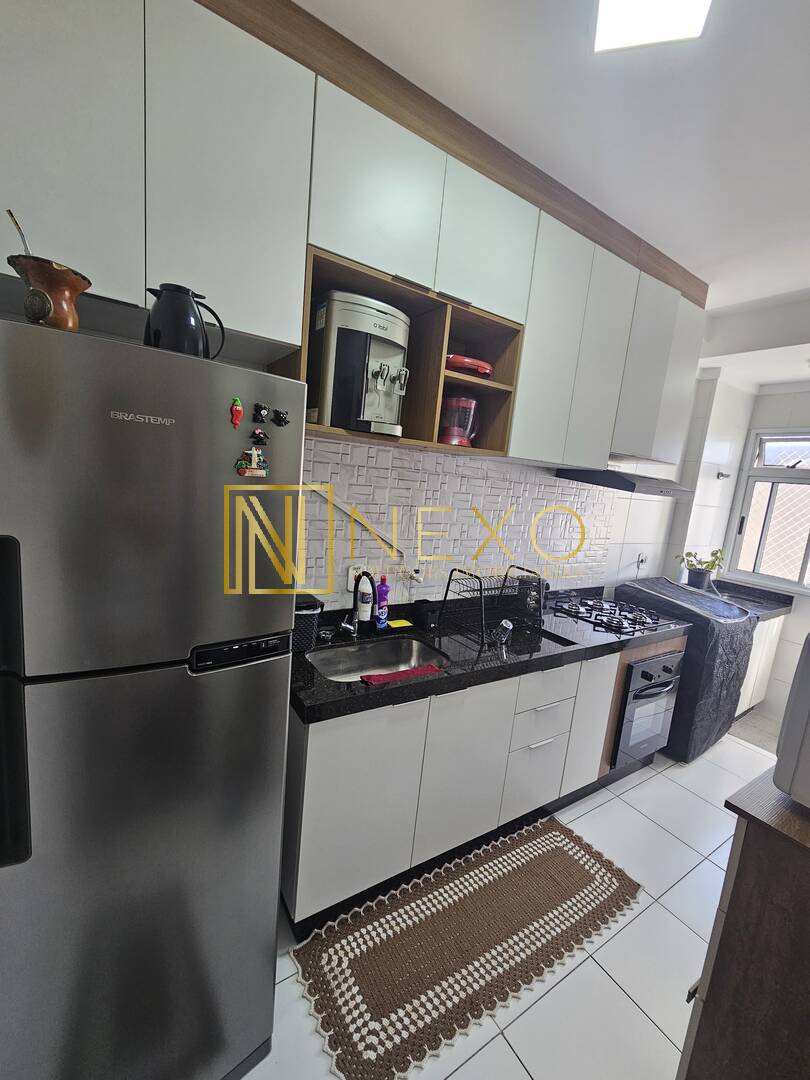 Apartamento à venda com 2 quartos, 52m² - Foto 3