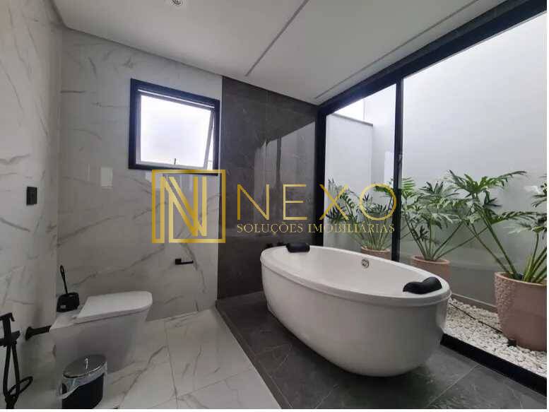 Casa de Condomínio à venda com 3 quartos, 360m² - Foto 4