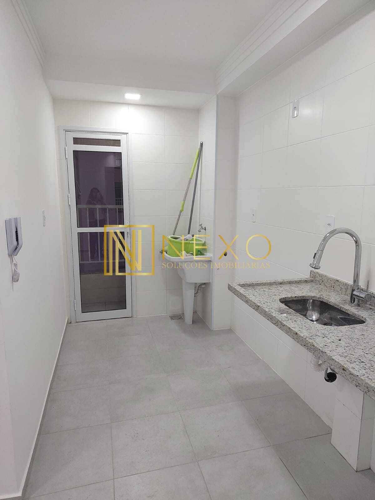 Apartamento à venda com 2 quartos, 61m² - Foto 13